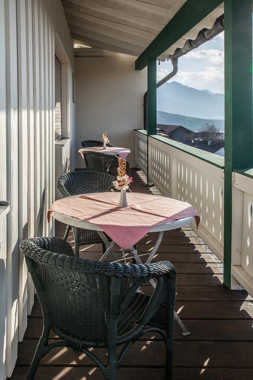 Chiemgau Hotel Viktoria Grabenstatt Exterior photo